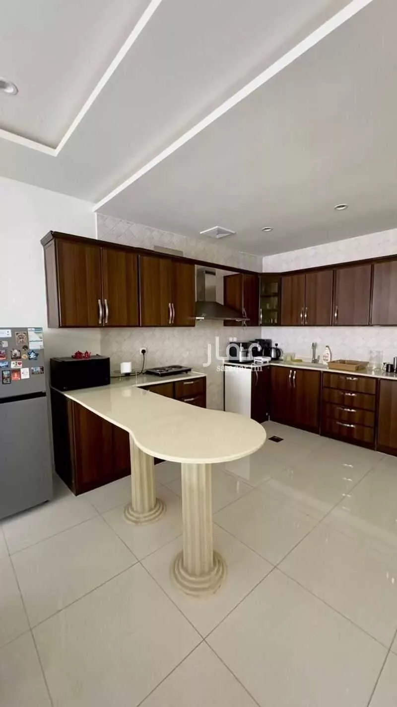 شقة 4 غرف في القصور 4