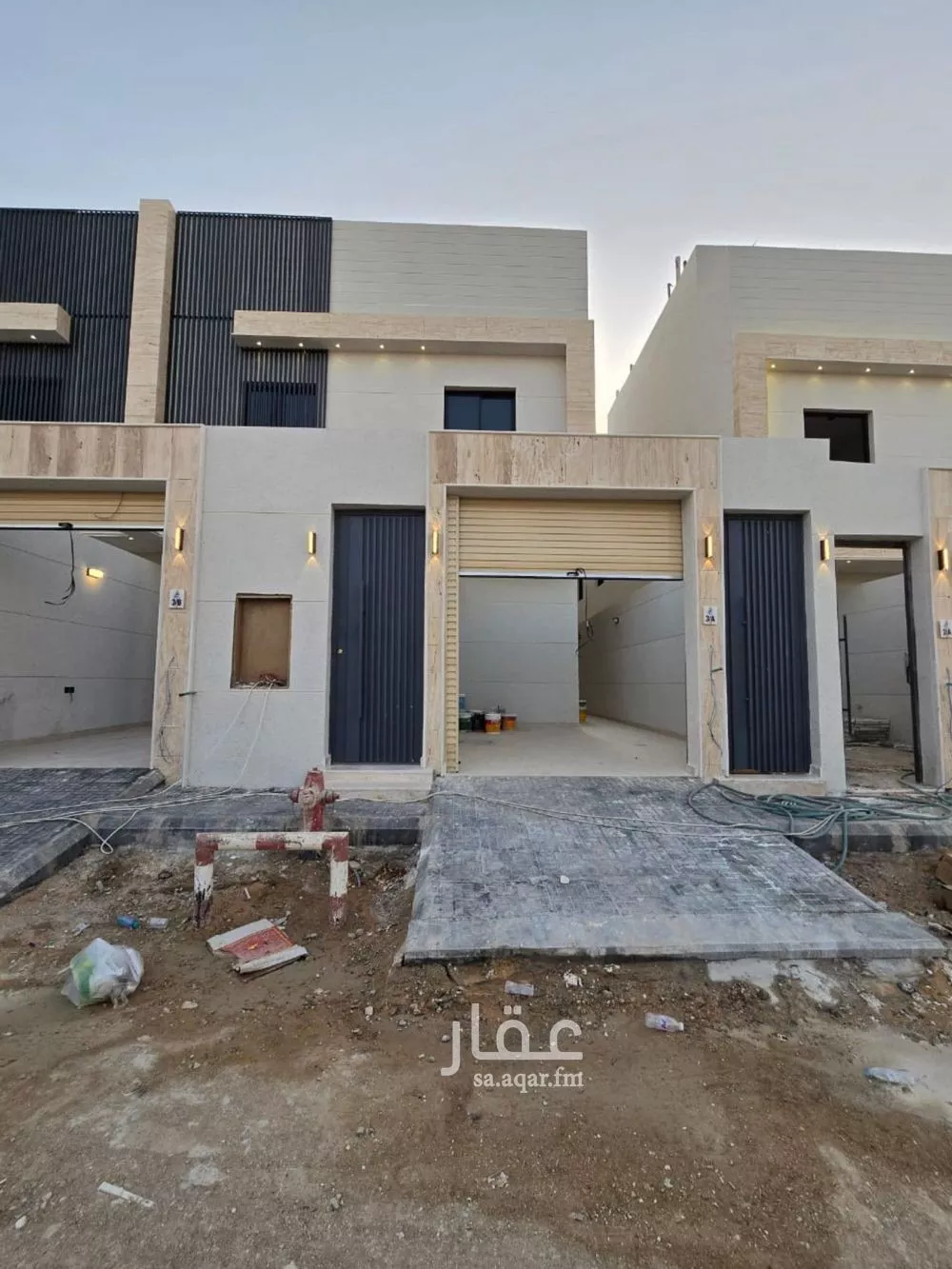 فيلا 5 غرف في عكاظ 1