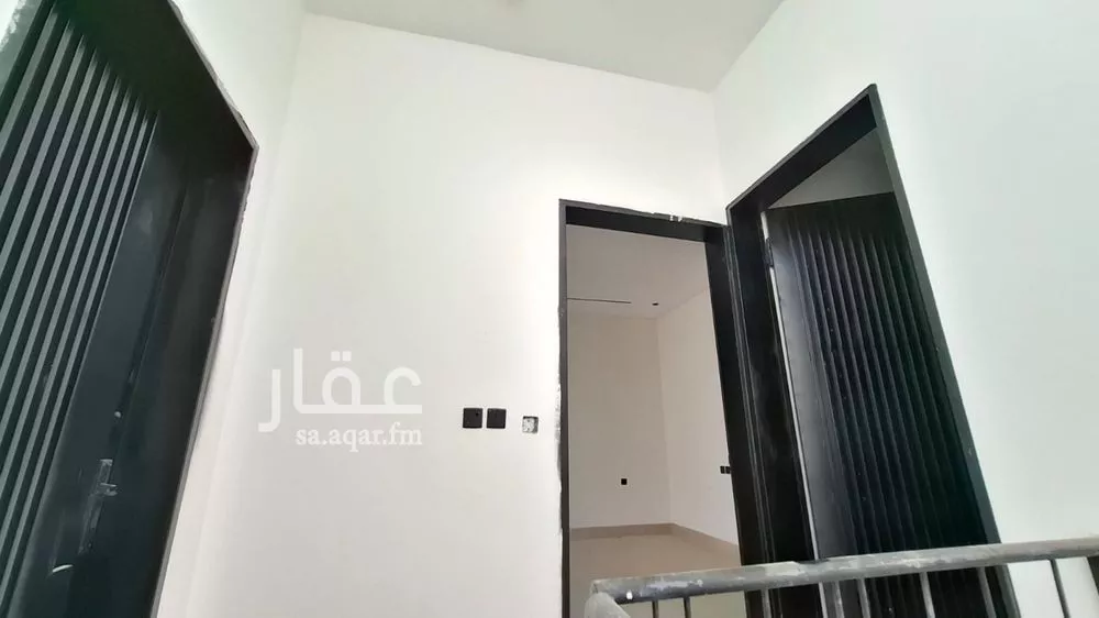 3 bedroom floor in Dahiat Namar 5