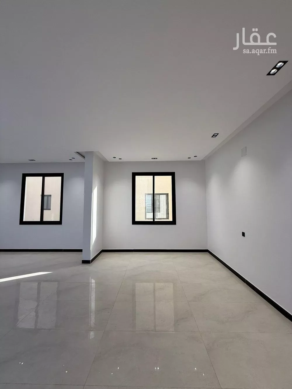 3 bedroom floor in Al Hazm 2