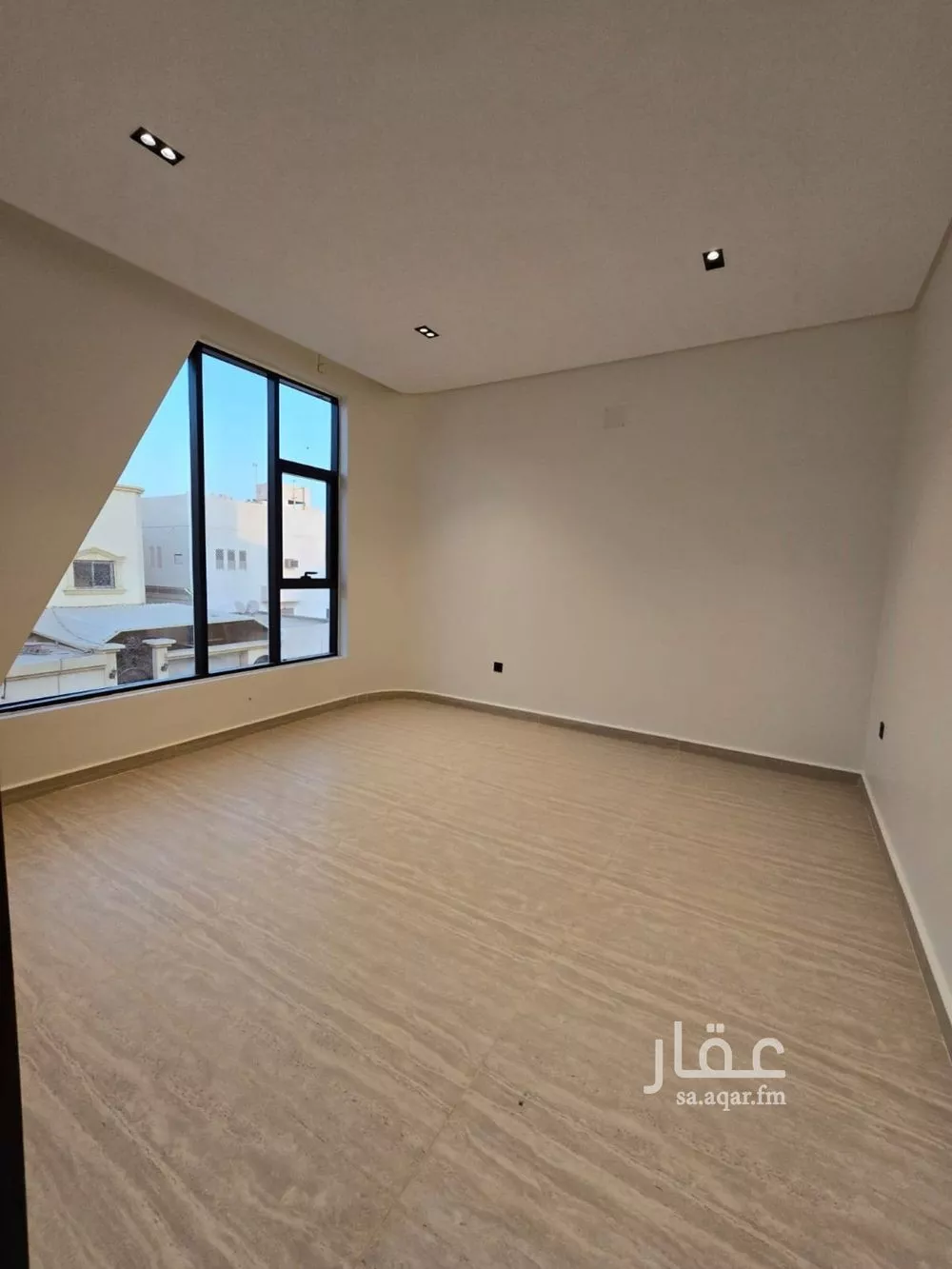 4 bedroom villa in As Suwaidi Al Gharabi, Riyadh 4