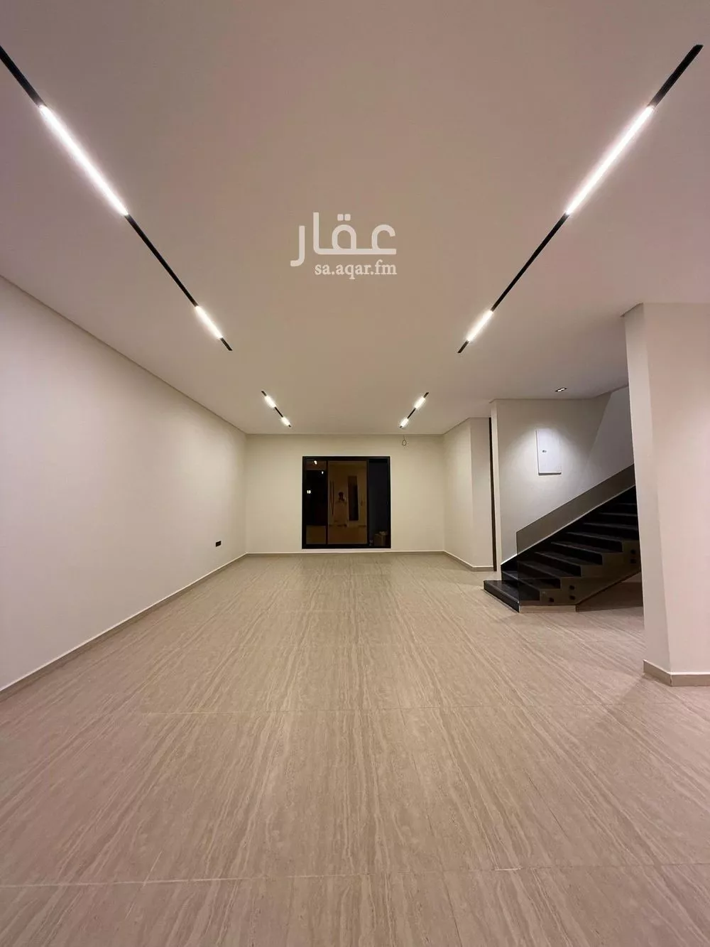 4 bedroom villa in As Suwaidi Al Gharabi, Riyadh 5