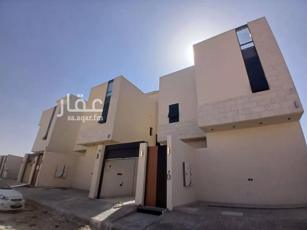 3 bedroom floor in Dahiat Namar 1