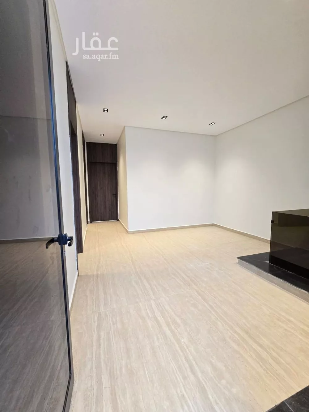 4 bedroom villa in As Suwaidi Al Gharabi, Riyadh 5