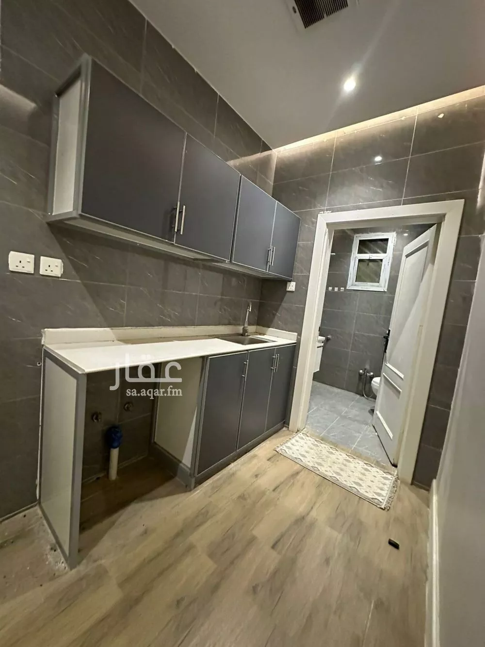 شقة 1 غرف في النزهة 2