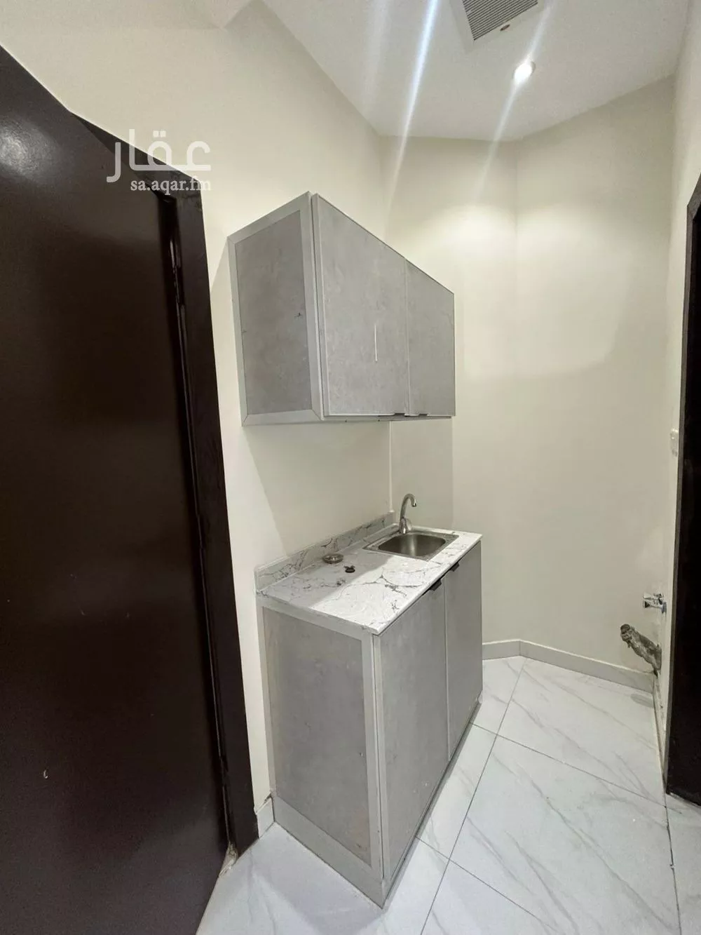 شقة 1 غرف في ظهرة لبن 4