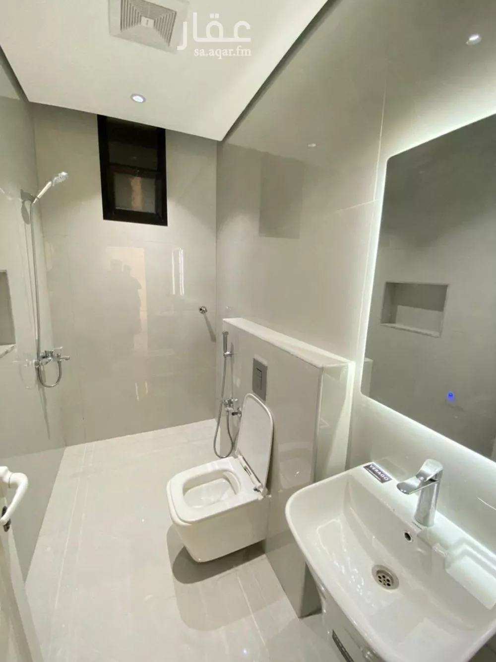 دور 7 غرف في ديراب 1