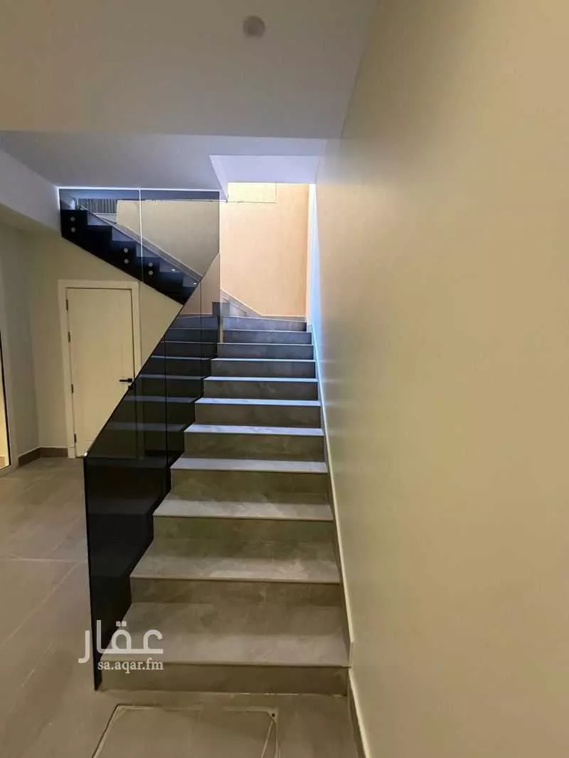 6 bedroom villa in Al Narjis 4