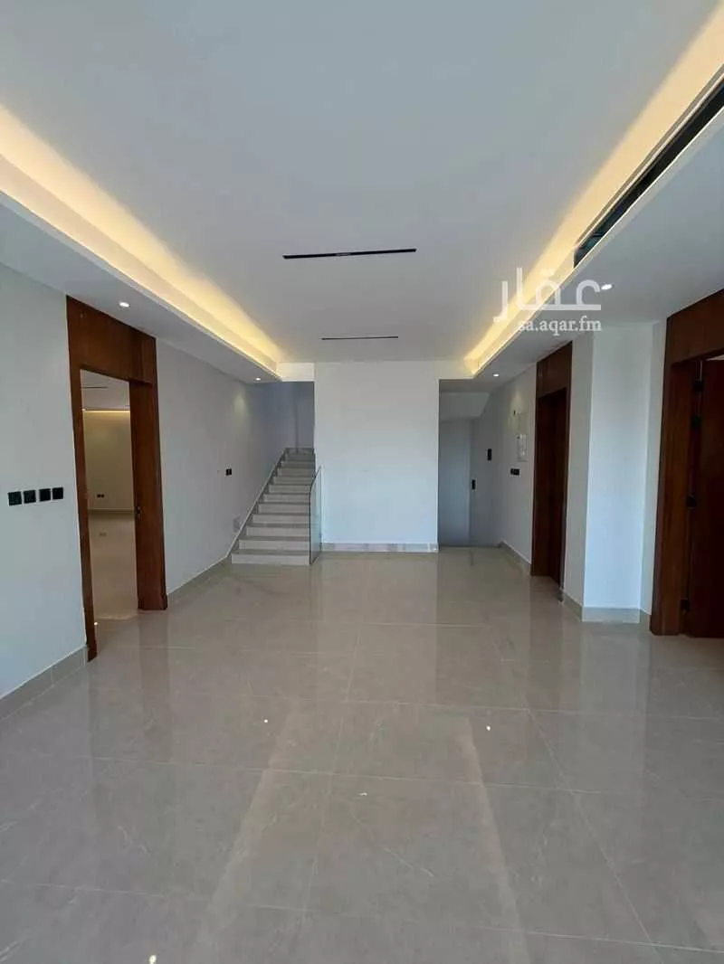 6 bedroom villa in Al Narjis 2
