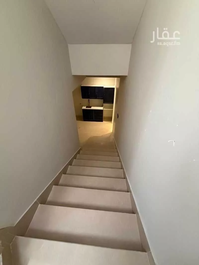 فيلا 6 غرف في النرجس 2