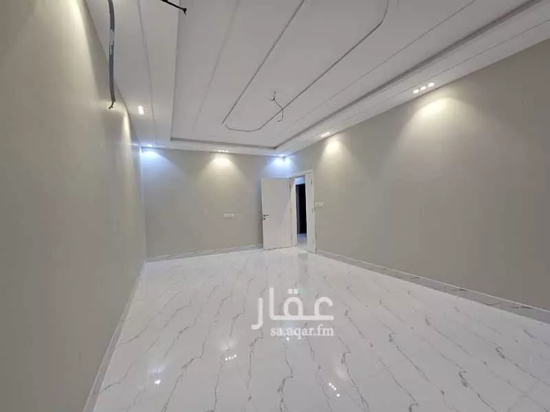 فيلا 5 غرف في الزمرد 2