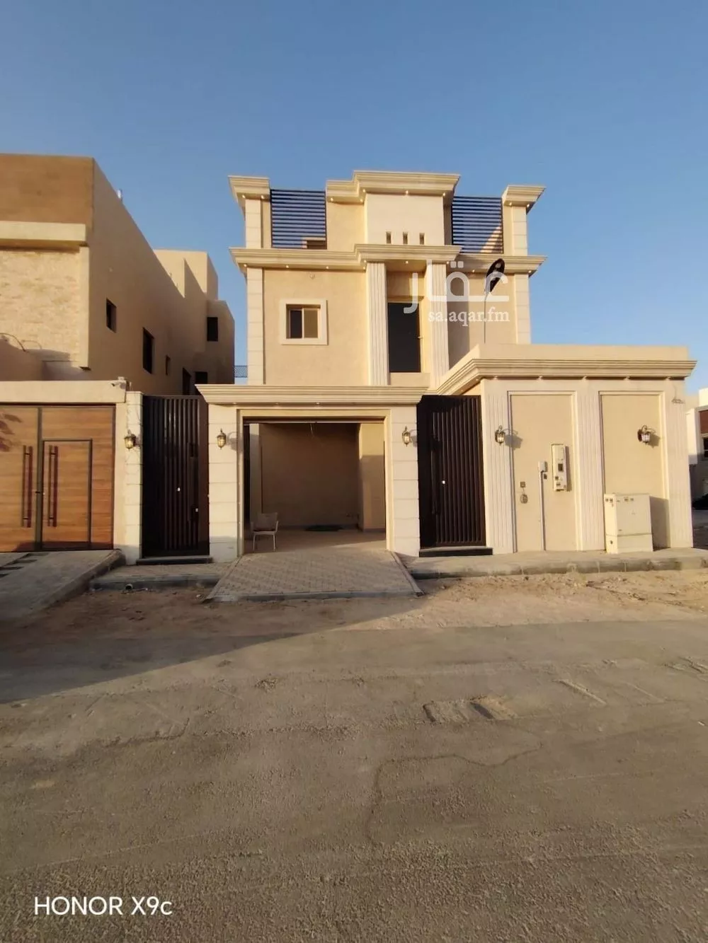 5 bedroom villa in Okaz 1