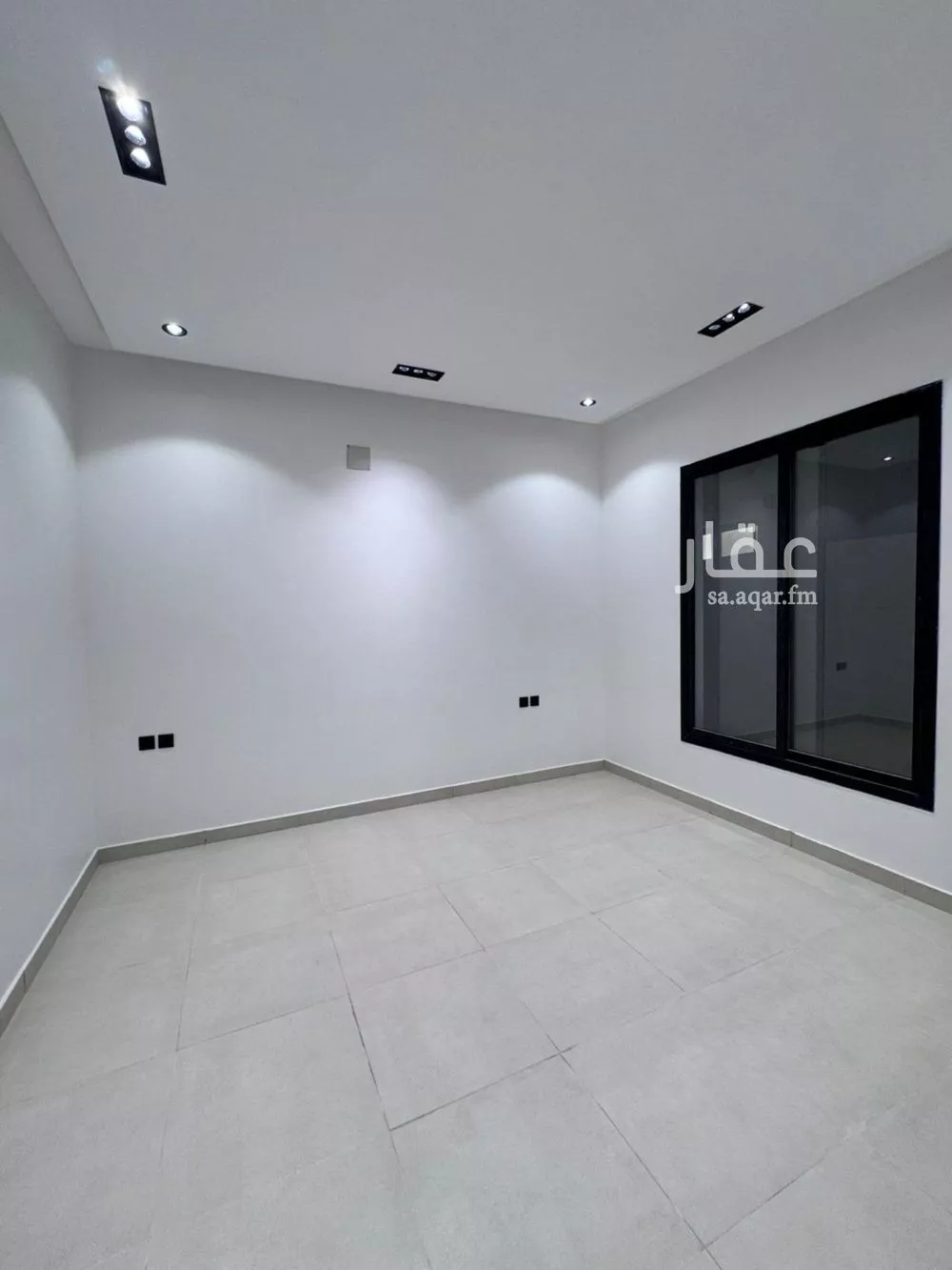 5 bedroom floor in Al Janadriyah 2