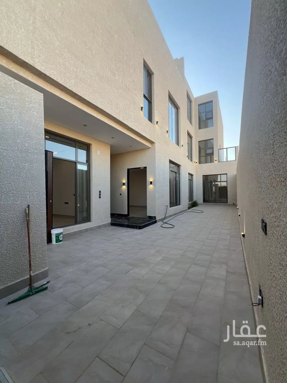 فيلا 7 غرف في المهدية 1