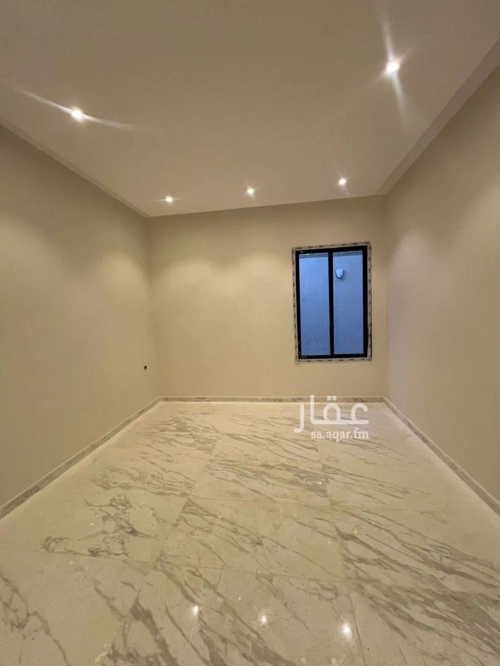 3 bedroom floor in Taibah 4