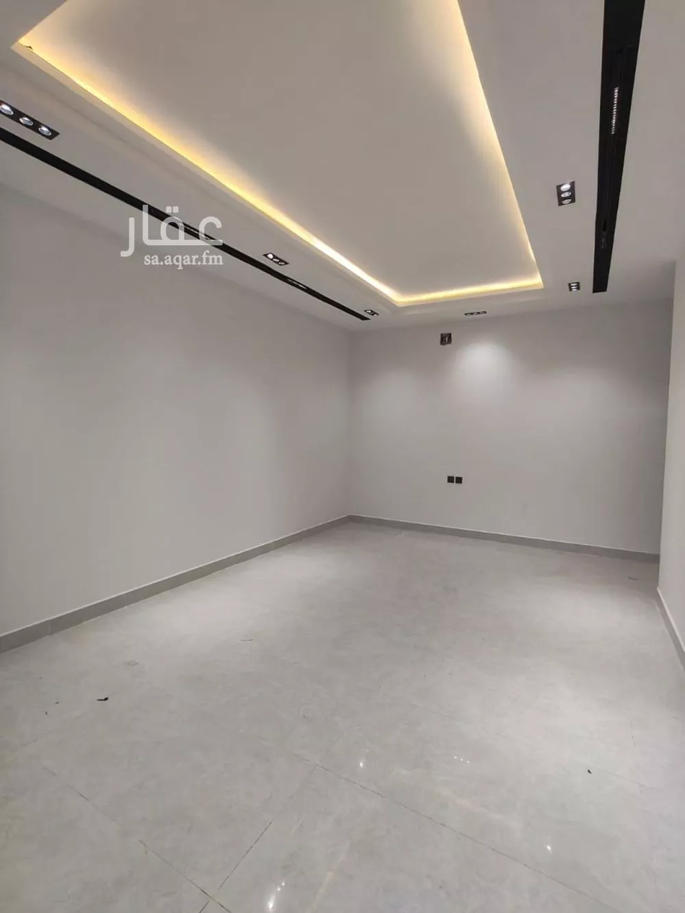 شقة 5 غرف في بدر 4