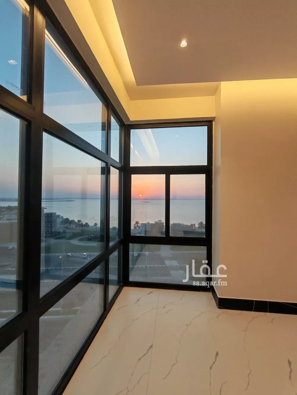 شقة 5 غرف في الشاطئ الغربي 2