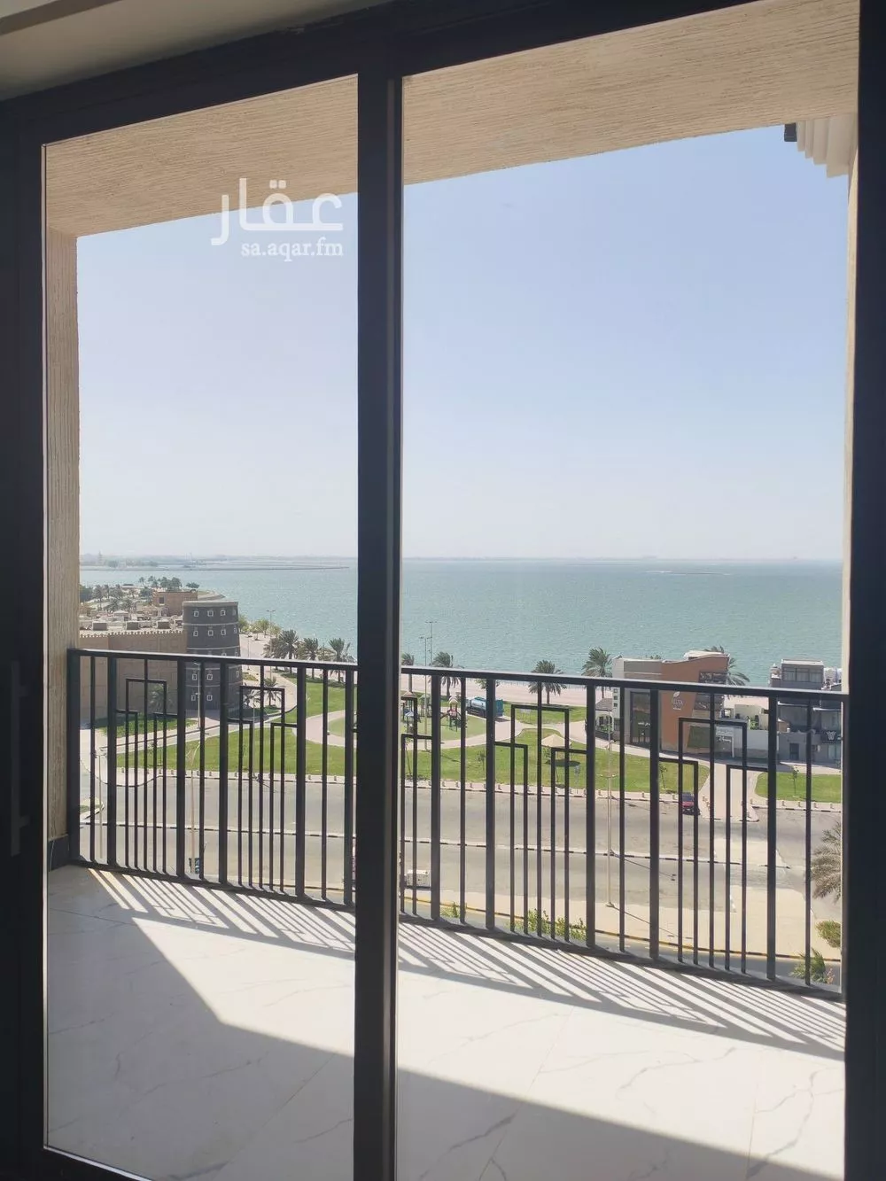 شقة 5 غرف في الشاطئ الغربي 4