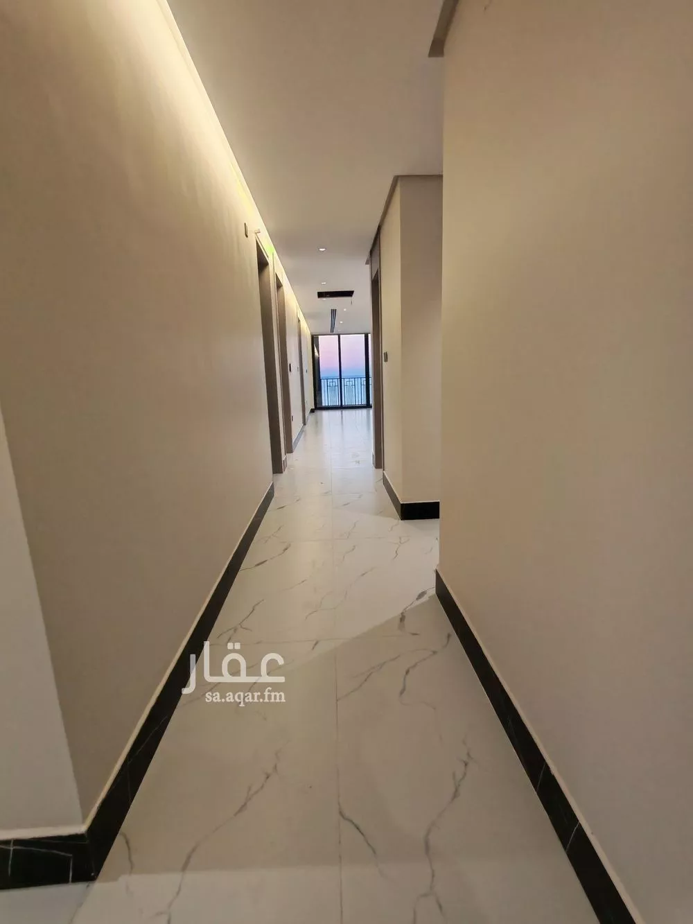 شقة 5 غرف في الشاطئ الغربي 3