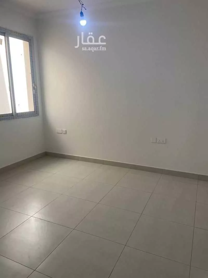 5 bedroom villa in Al Falah 4