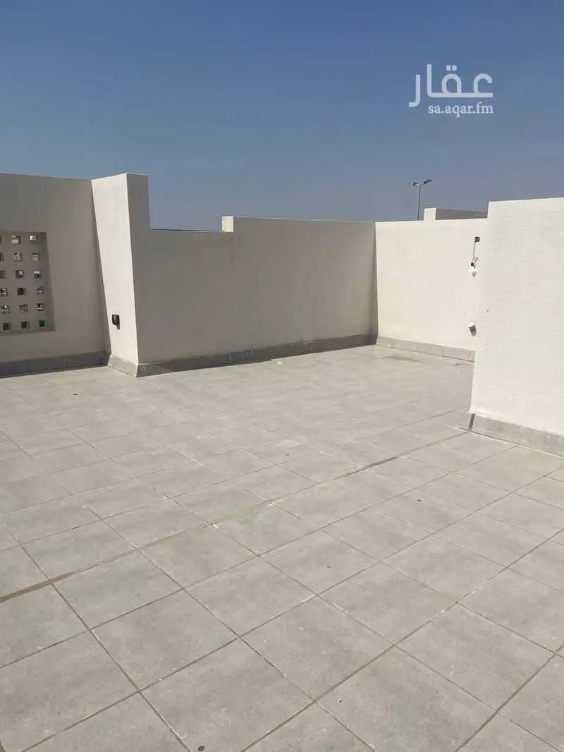 5 bedroom villa in Al Falah 3