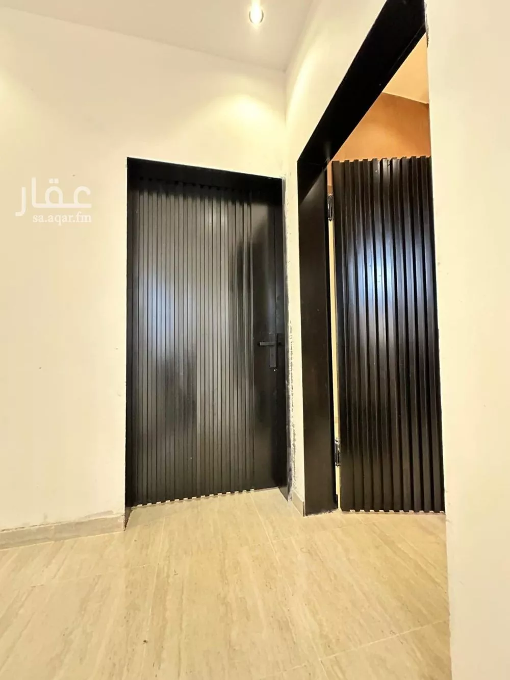 3 bedroom floor in Al Hazm 5