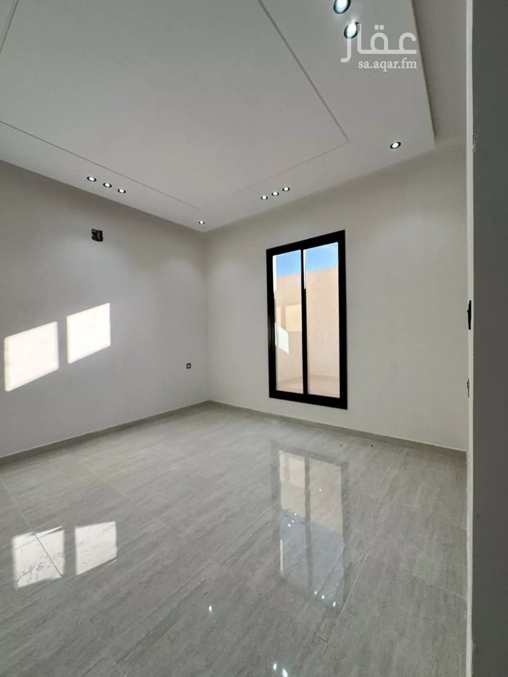 3 bedroom floor in Al Hazm 4