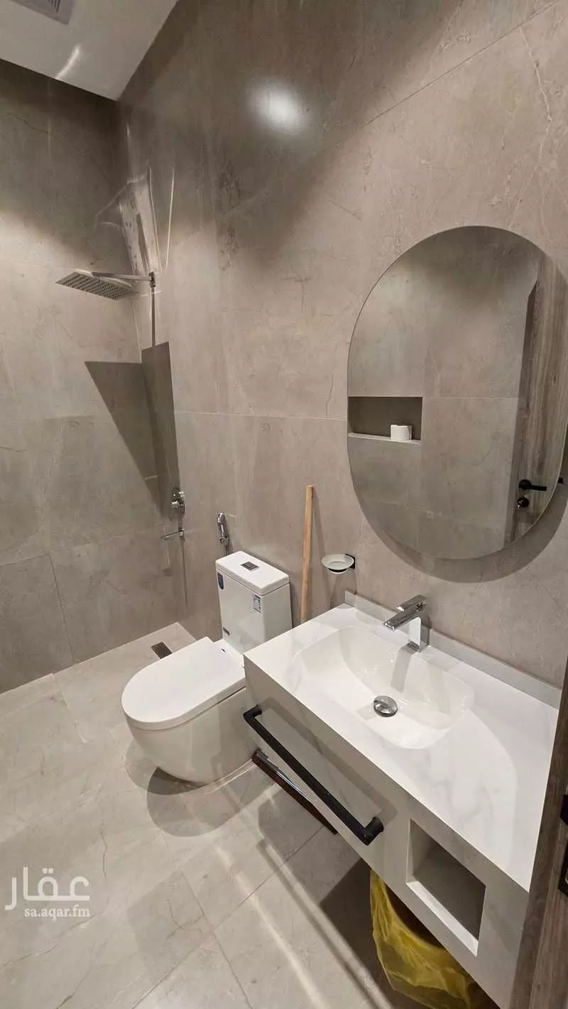 2 bedroom apartment in Al Shati, Jeddah 4