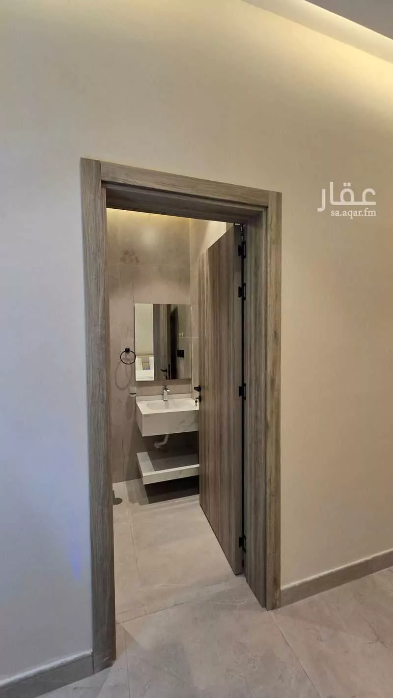 2 bedroom apartment in Al Shati, Jeddah 10