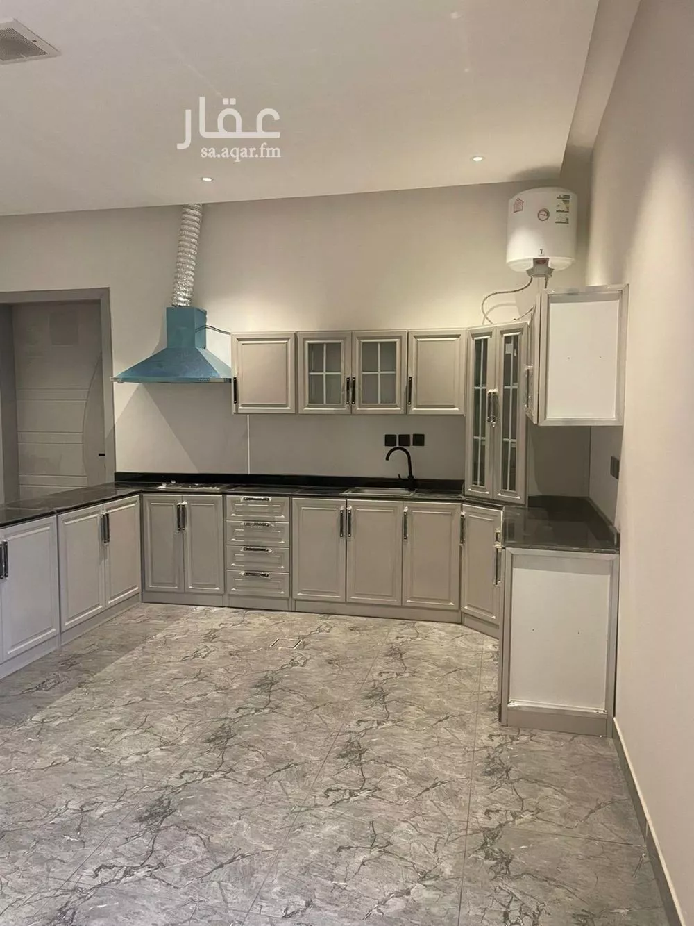 2 bedroom floor in Hittin 2