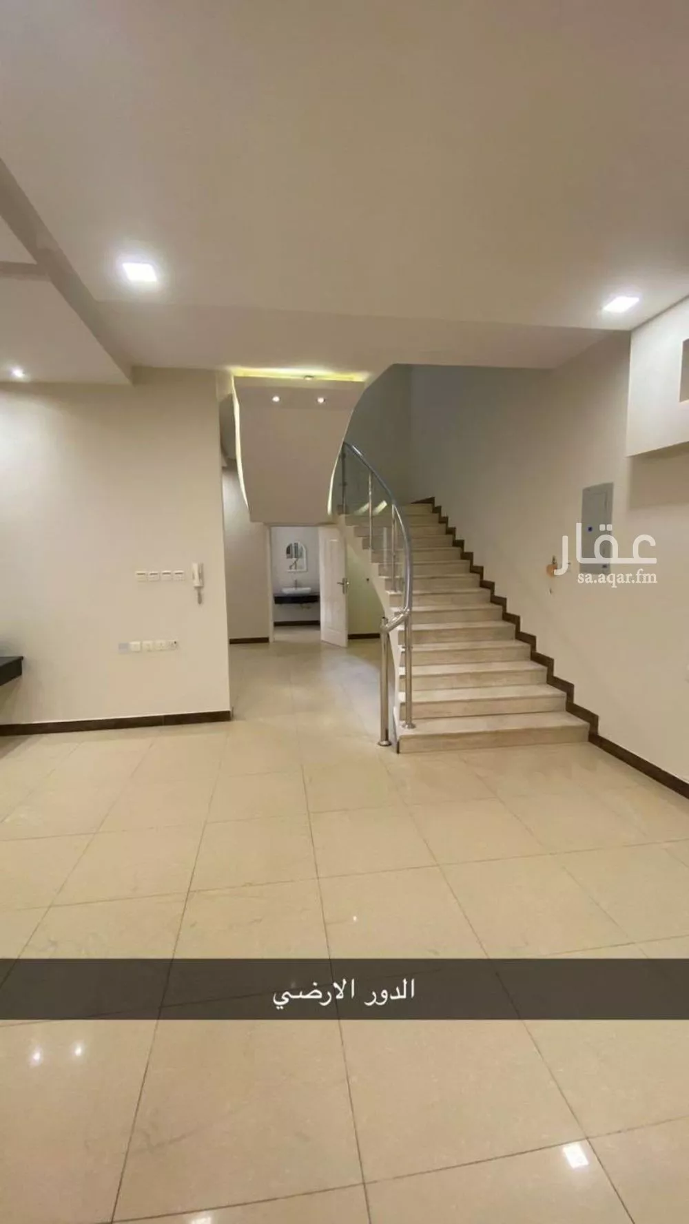 فيلا 6 غرف في النرجس 1