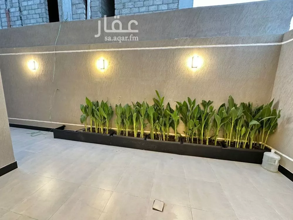 فيلا 8 غرف في المونسية 5