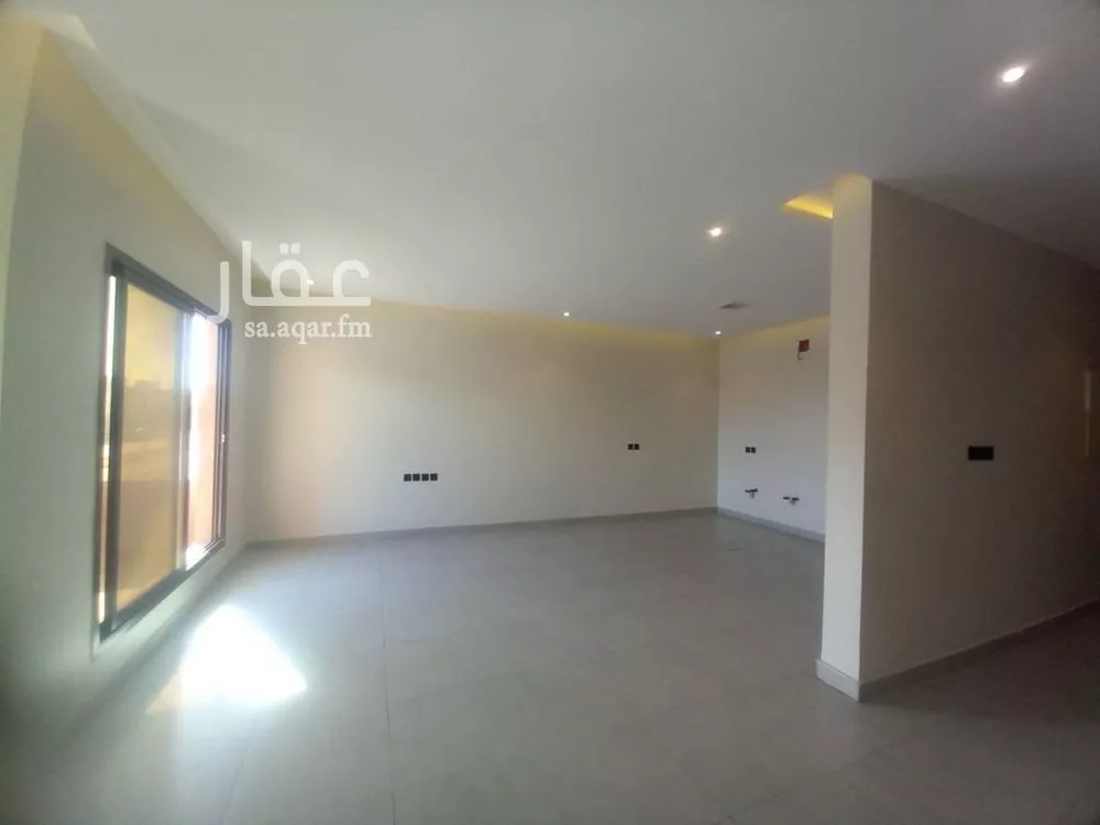 4 bedroom apartment in Dhahrat Laban, Riyadh 17