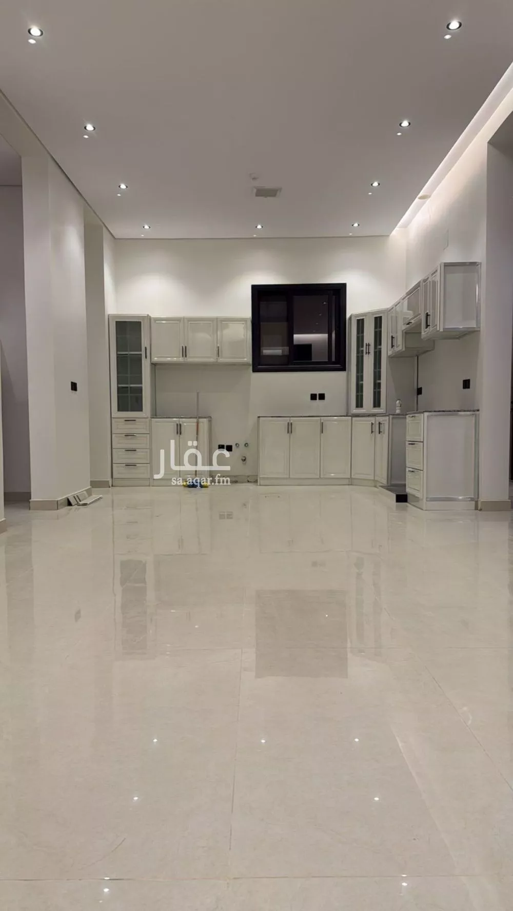 3 bedroom apartment in Al Mahdiyyah 1