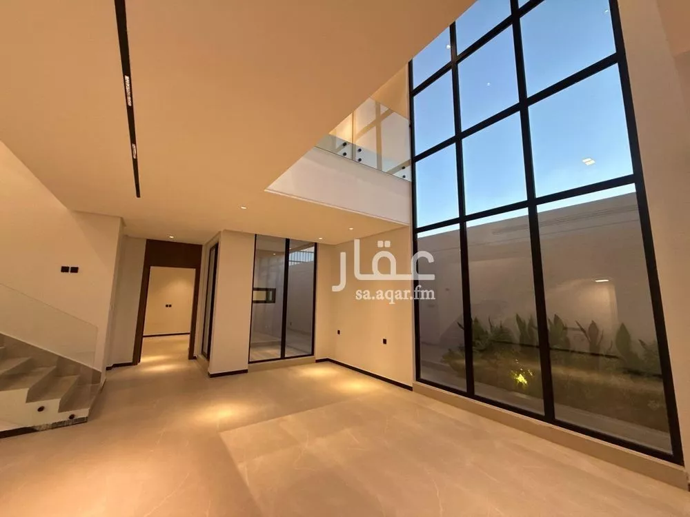 فيلا 6 غرف في العارض 5