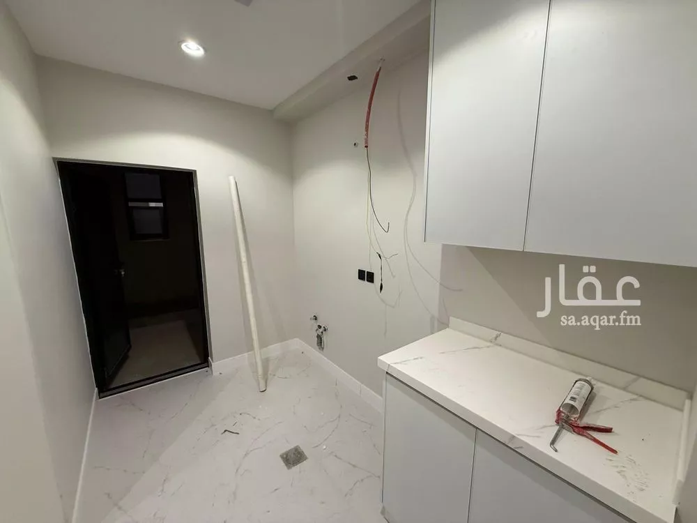 2 bedroom floor in Al Aridh 2