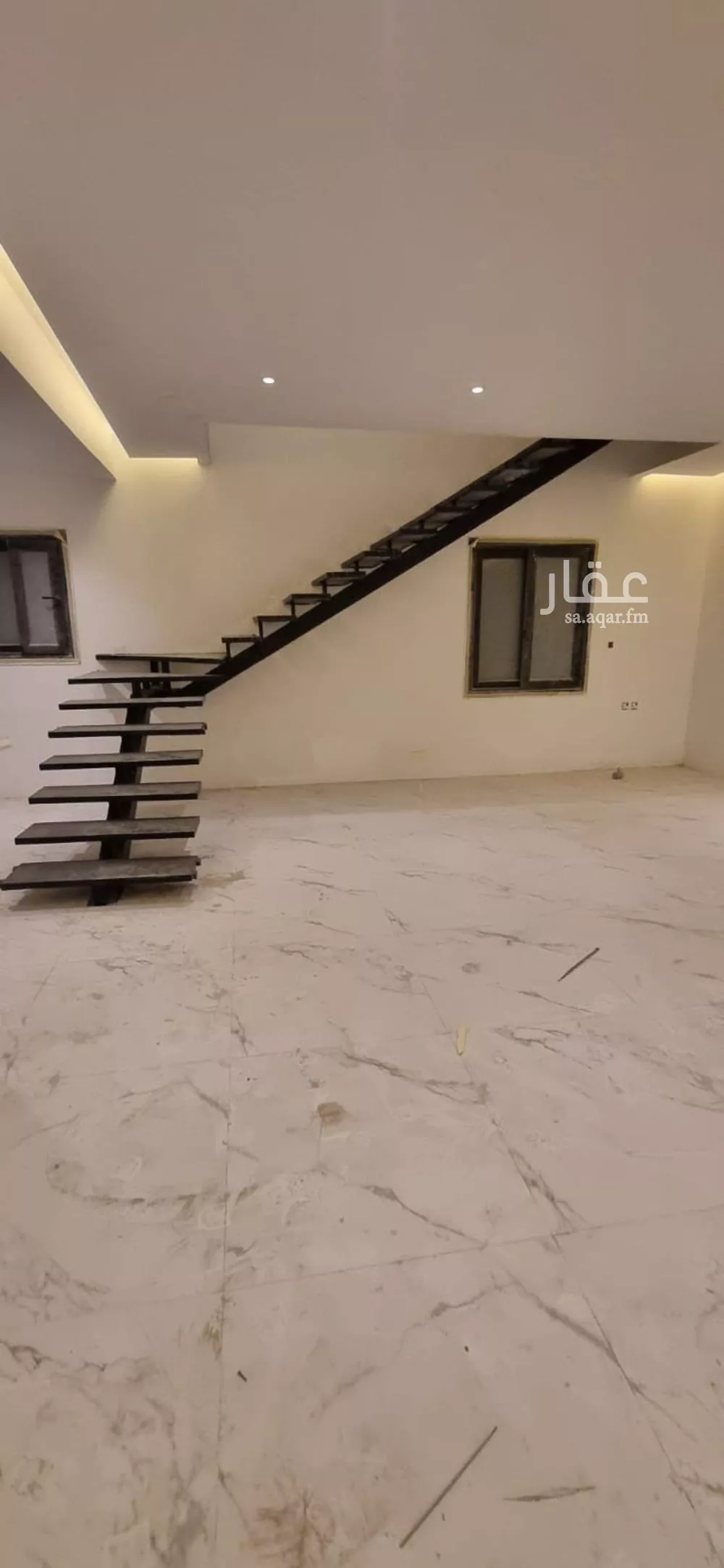 5 bedroom villa in Al Aridh 2