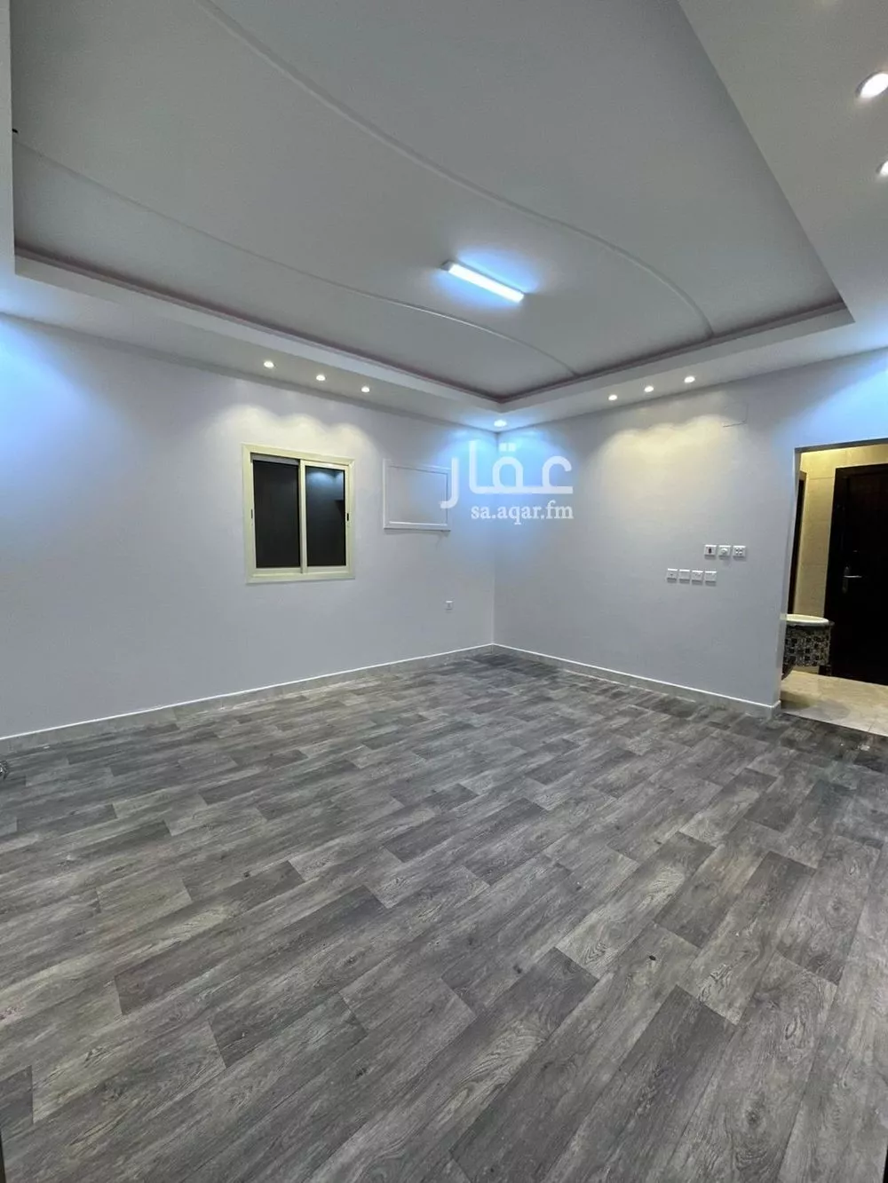 3 bedroom floor in Dhahrat Laban 3