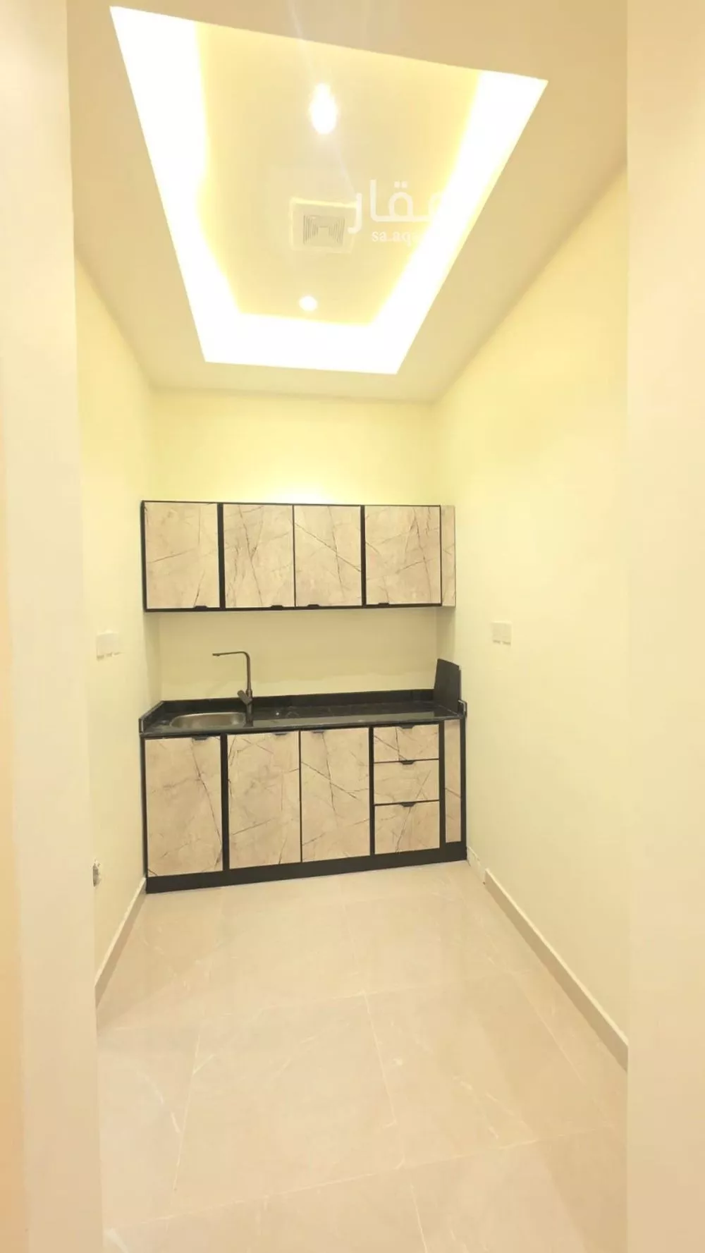 شقة 1 غرف في العليا 4