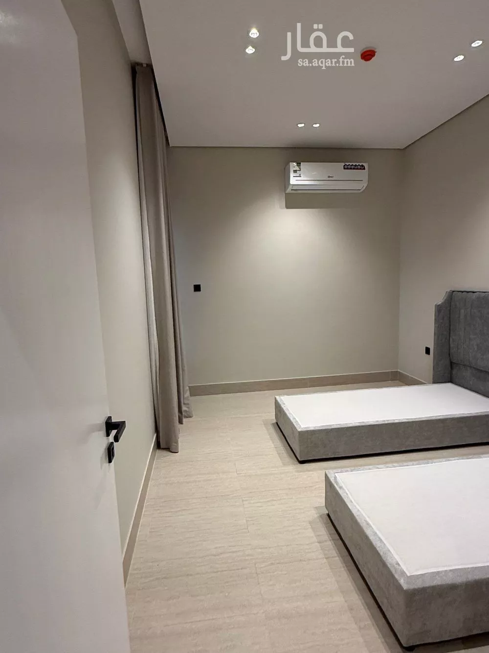 شقة 3 غرف في الرمال 4