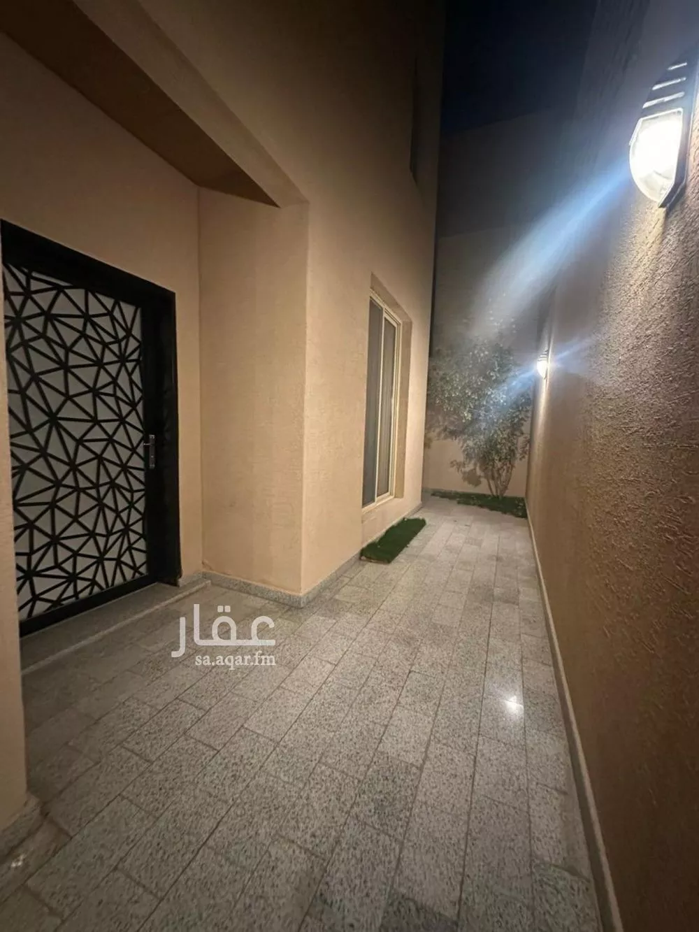 فيلا 5 غرف في العارض 3