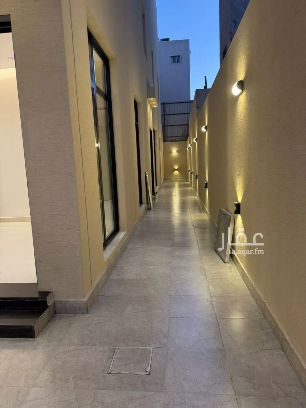 فيلا 5 غرف في الخليج 2