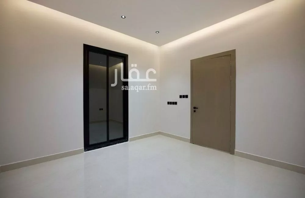 فيلا 5 غرف في الخليج 5