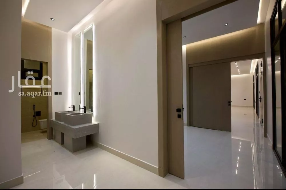 فيلا 5 غرف في الخليج 4