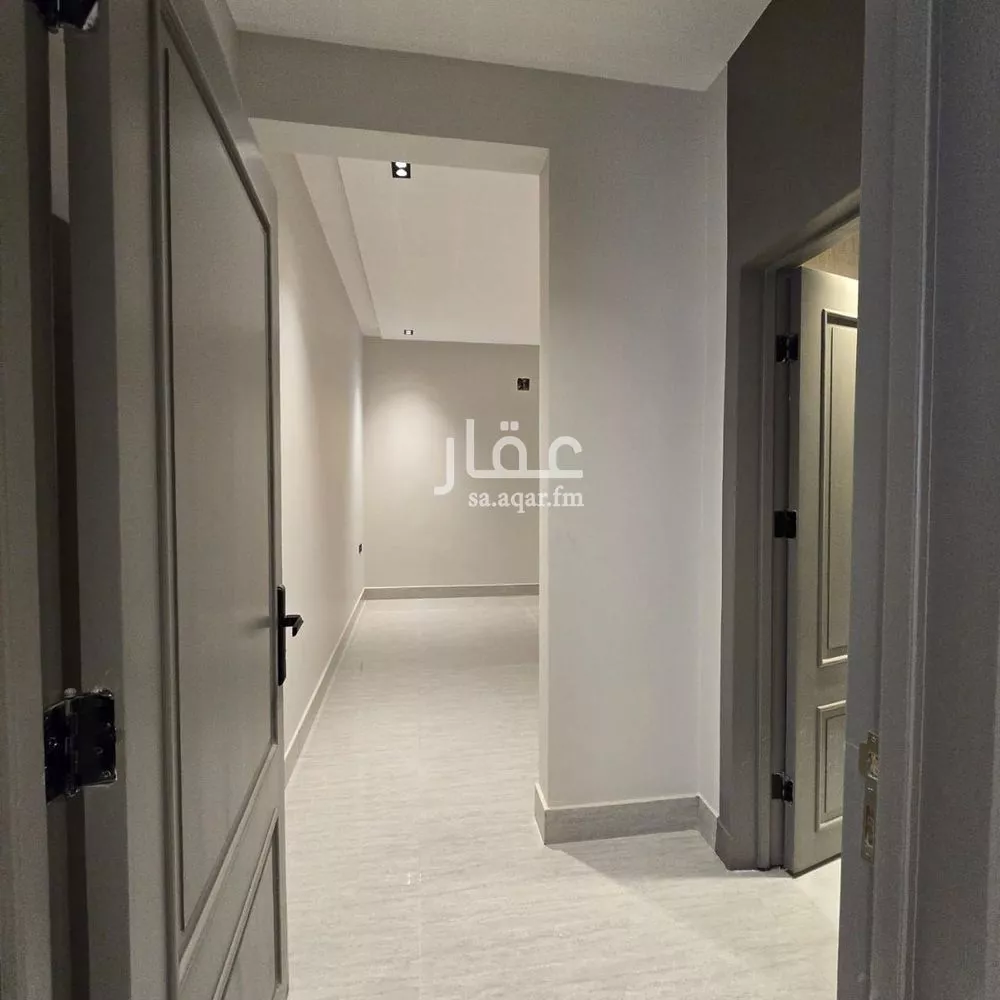 5 bedroom villa in Al Qairawan, Riyadh 5