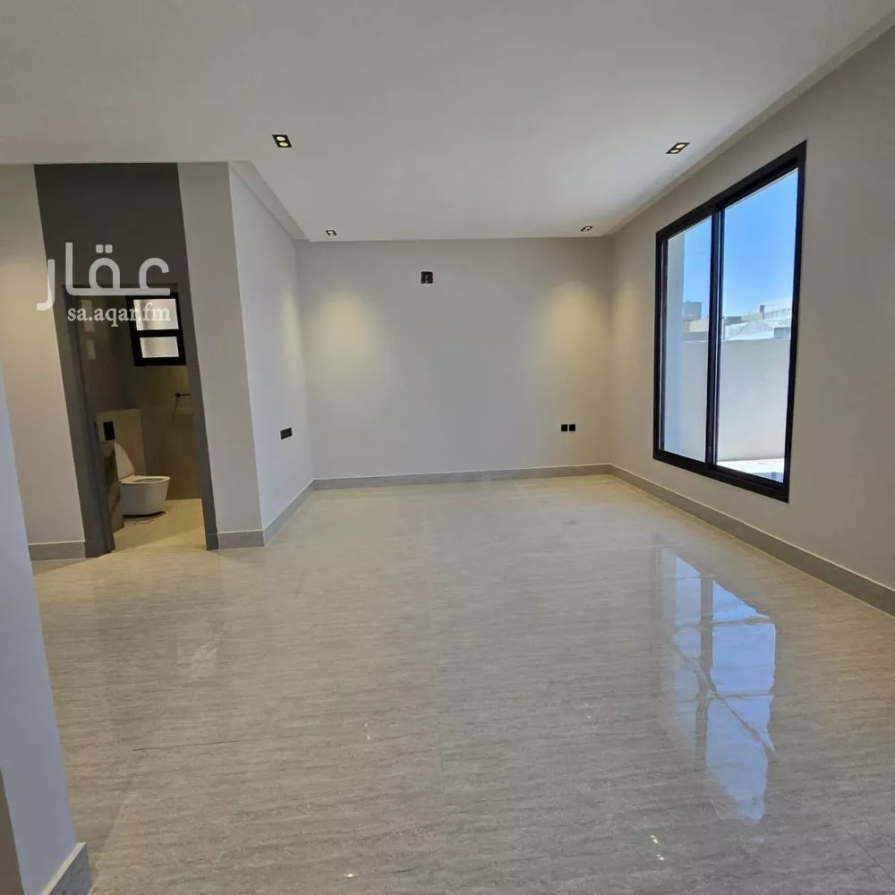5 bedroom villa in Al Qairawan, Riyadh 7