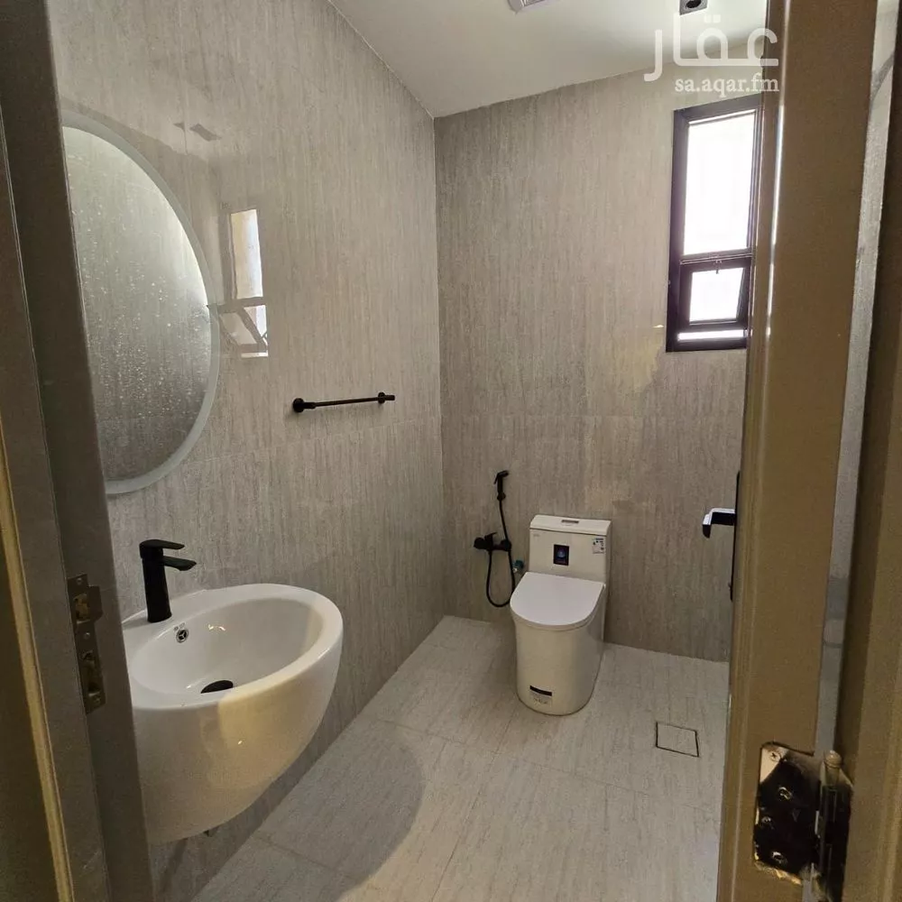 5 bedroom villa in Al Qairawan, Riyadh 6