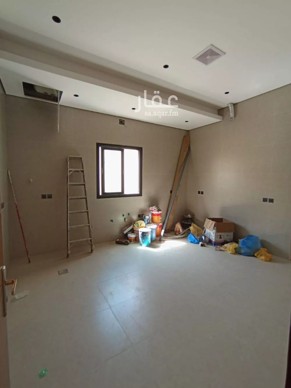 فيلا 4 غرف في الرمال 5