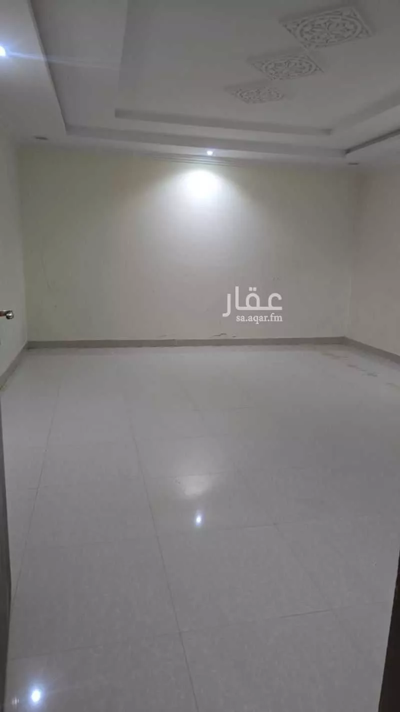 شقة 5 غرف في بدر 4