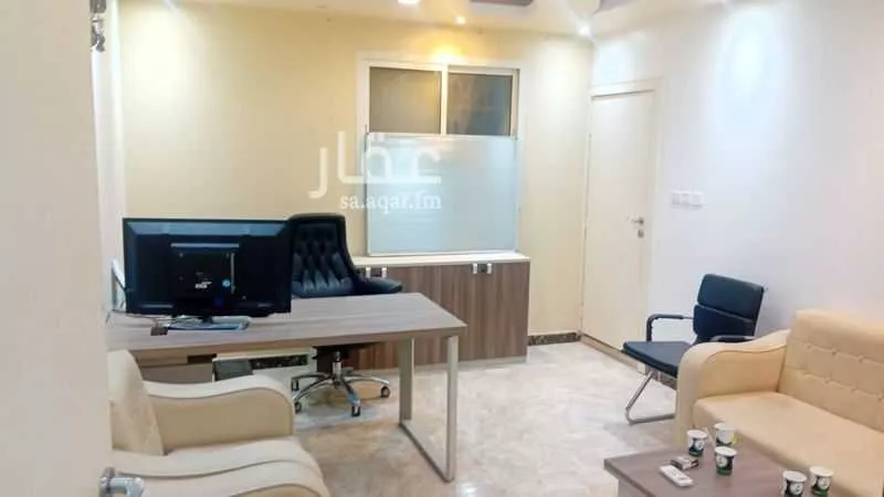 3 bedroom office in Al Muhammadiyah, Riyadh 6